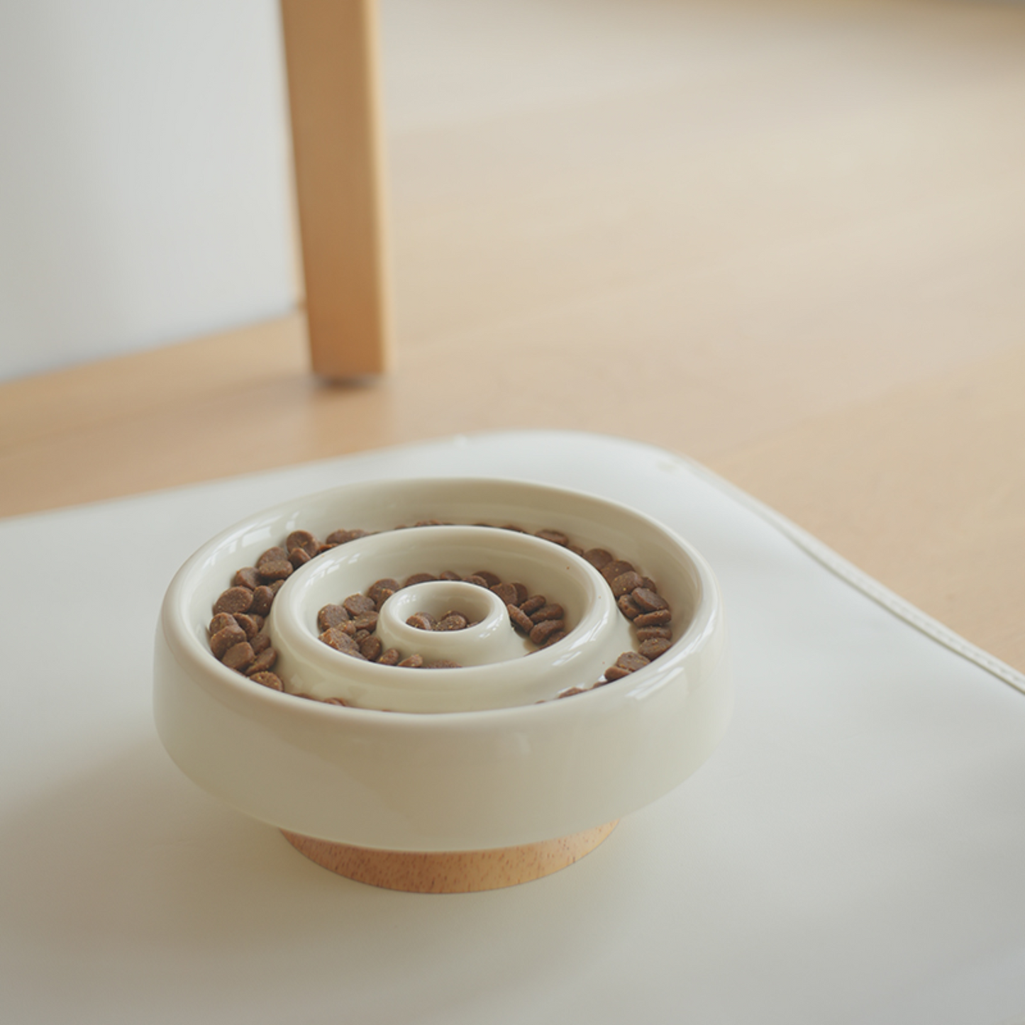 Mizunami Bowl™ – Slow Feeder with Solid Wood Base