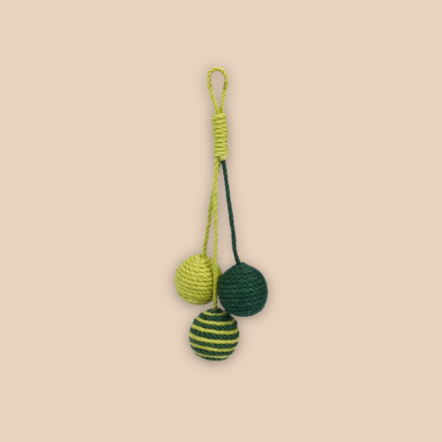 RingiRin™ – Hanging Jingle Ball Set
