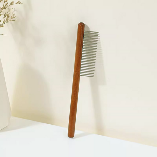 KinuComb – Wooden Grooming Comb for Cats