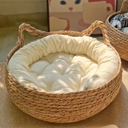 NokoBed™ – Handwoven Bulrush Cat Bed (with Cushion and Pillow)